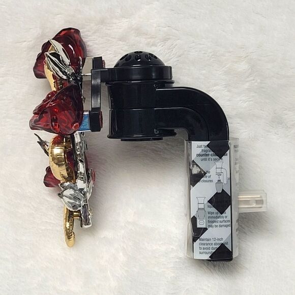 BBW Gold Snake with Red Roses Blood Wallflowers Plug 2024 Halloween NEW OOS - Picture 4 of 6